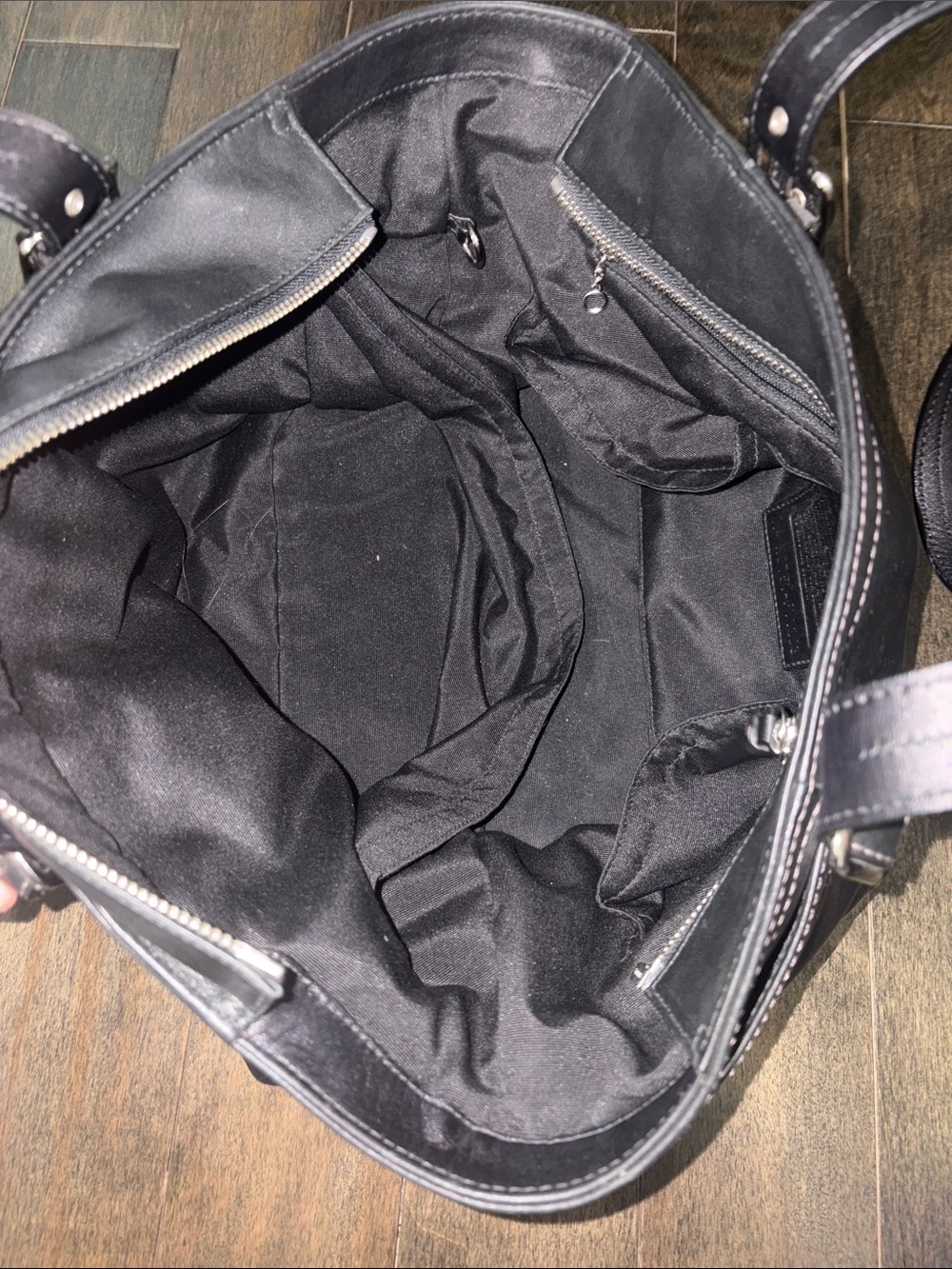 Coach Black Leather Tote Bag with Double Straps - Picture 4 of 6